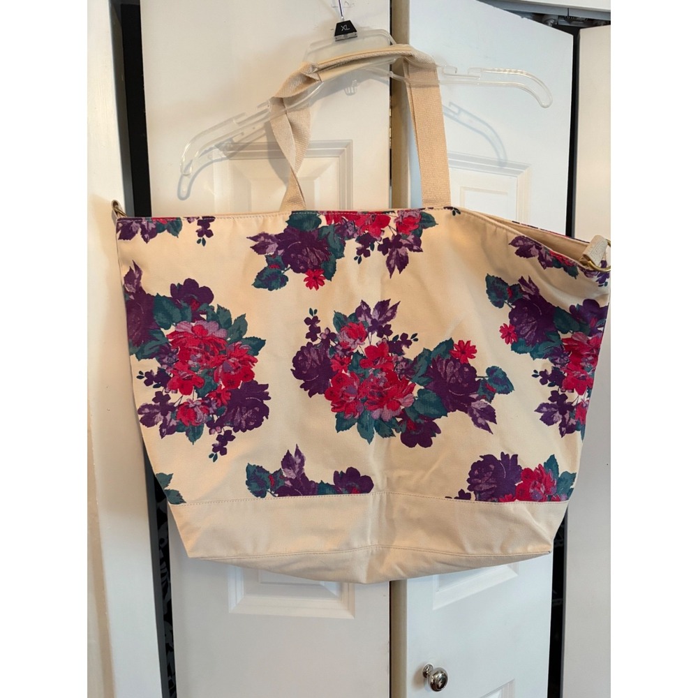 Soft Surroundings Large Floral‎ Zipper Tote with Strap